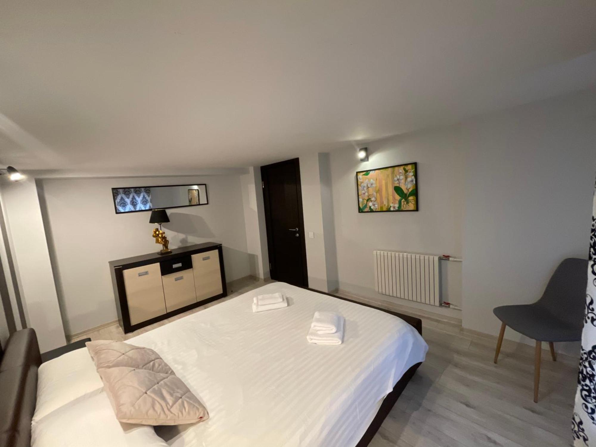 In Art Nouveau District Appartement *