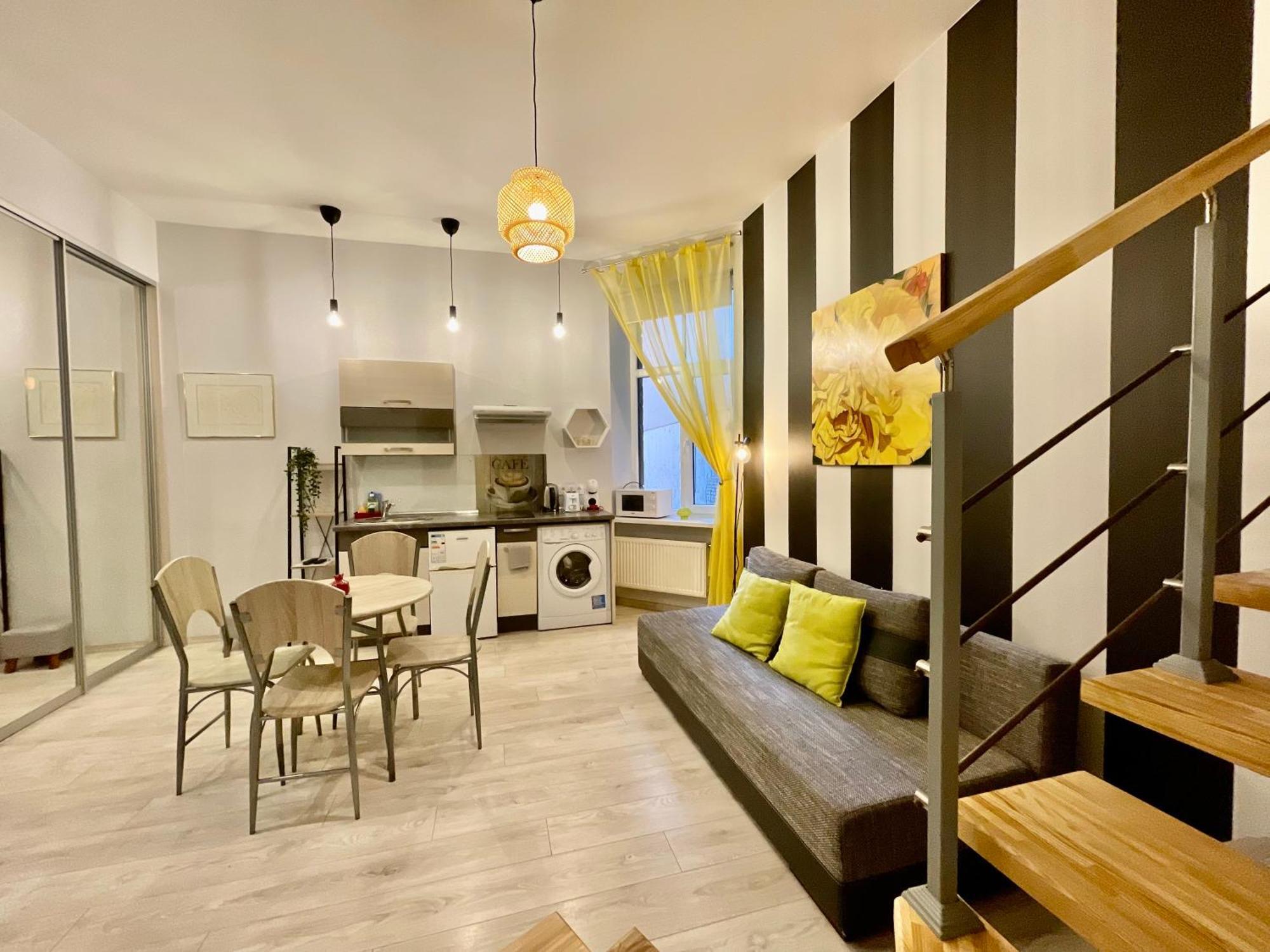 Appartement In Art Nouveau District Riga