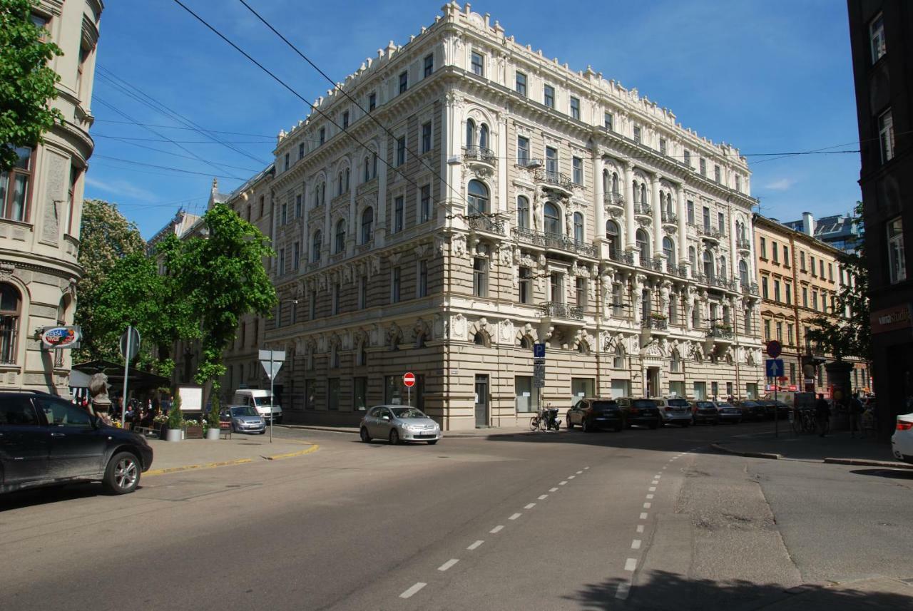In Art Nouveau District Appartement *